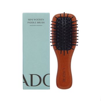 Деревянная мини-расчёска для волос LADOR Mini Wooden Paddle Brush