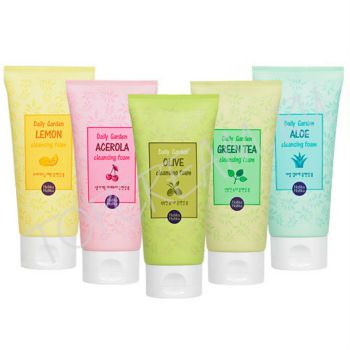 Нежная пенка для умывания HOLIKA HOLIKA Daily Garden Cleansing Foam