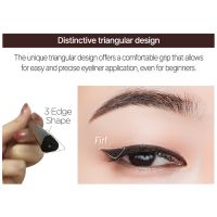 Трехгранный карандаш для век THE SAEM 3 Edge Pencil Eyeliner - вид 1 миниатюра