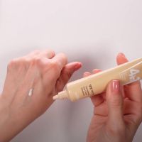 Антивозрастной крем с пептидами для кожи вокруг глаз DR.CELLIO DR.G50 4 in 1 Taengtaeng Eye Cream (Resilient) - вид 2 миниатюра