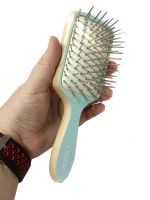 Расческа для распутывания волос с металлическими зубчиками LADOR Detanging Paddle Hair Brush (Blue) - вид 6 миниатюра