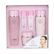 Набор увлажняющих средств с цветочными экстрактами 3W Clinic Flower Effect Extra Moisturizing 3 Kit Set